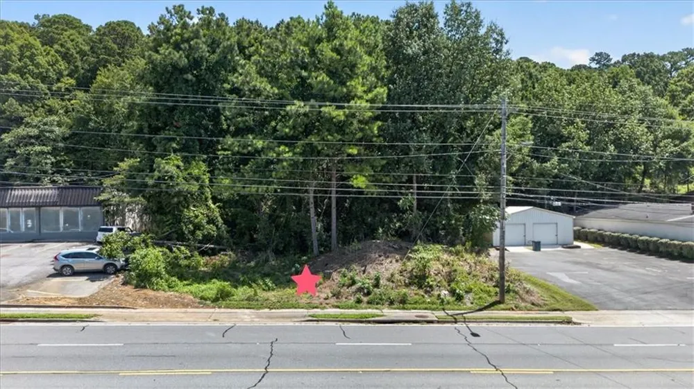 0 S Wall Street Calhoun, GA 30701