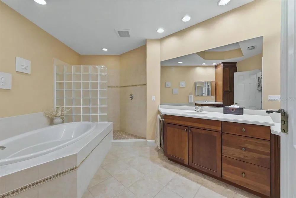 6474 WATERCREST WAY #403 Lakewood Ranch, FL 34202
