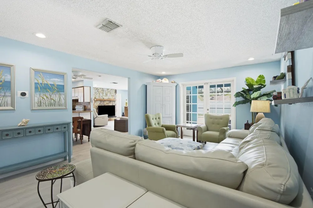 3047 CASCADE DRIVE Clearwater, FL 33761
