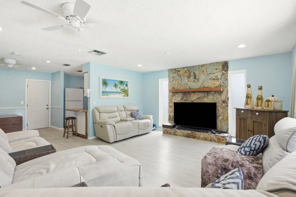 3047 CASCADE DRIVE Clearwater, FL 33761