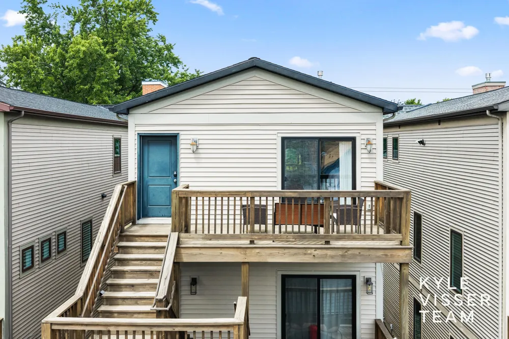542 Fairview Avenue NE #3 Grand Rapids, MI 49503