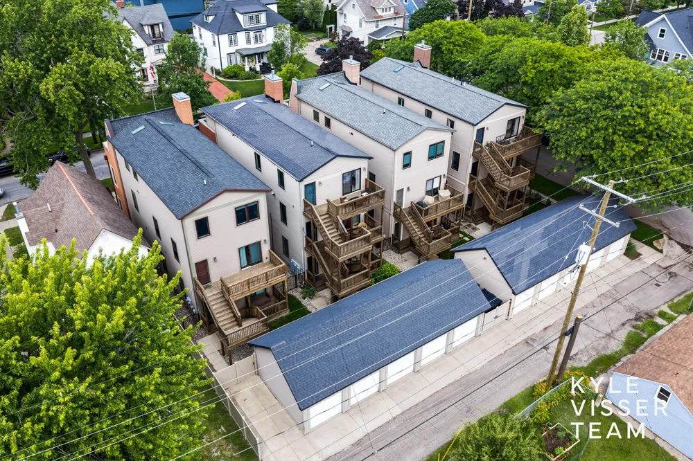 542 Fairview Avenue NE #3 Grand Rapids, MI 49503