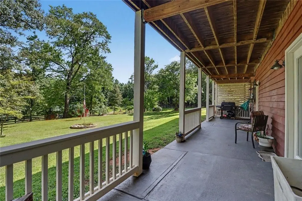 104 Pratten Drive Cleveland, GA 30528