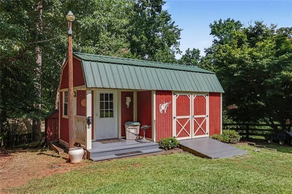 104 Pratten Drive Cleveland, GA 30528