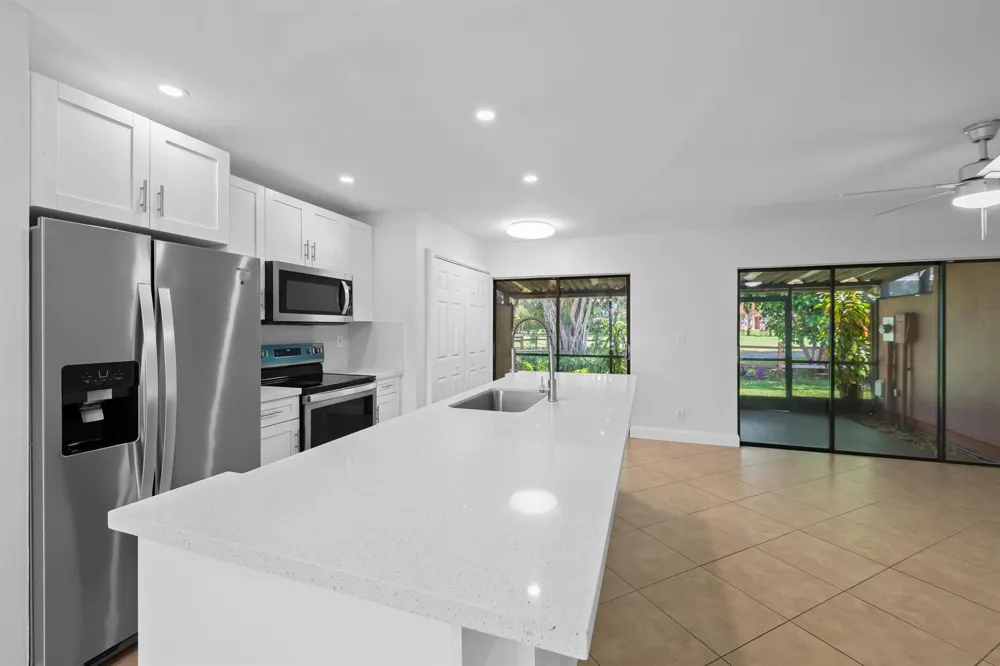 1517 Fairway Road Pembroke Pines, FL 33026