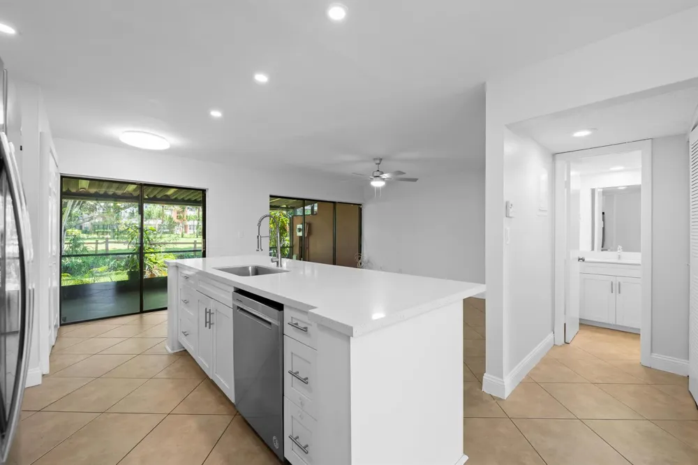 1517 Fairway Road Pembroke Pines, FL 33026