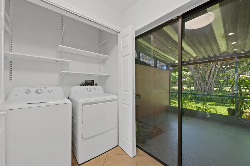 1517 Fairway Road Pembroke Pines, FL 33026