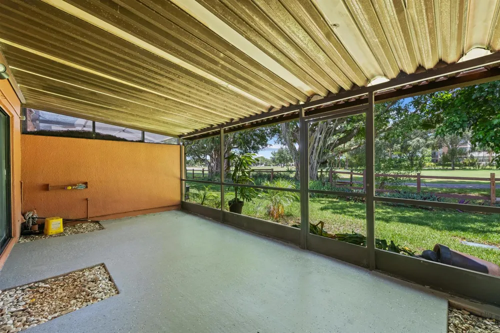 1517 Fairway Road Pembroke Pines, FL 33026