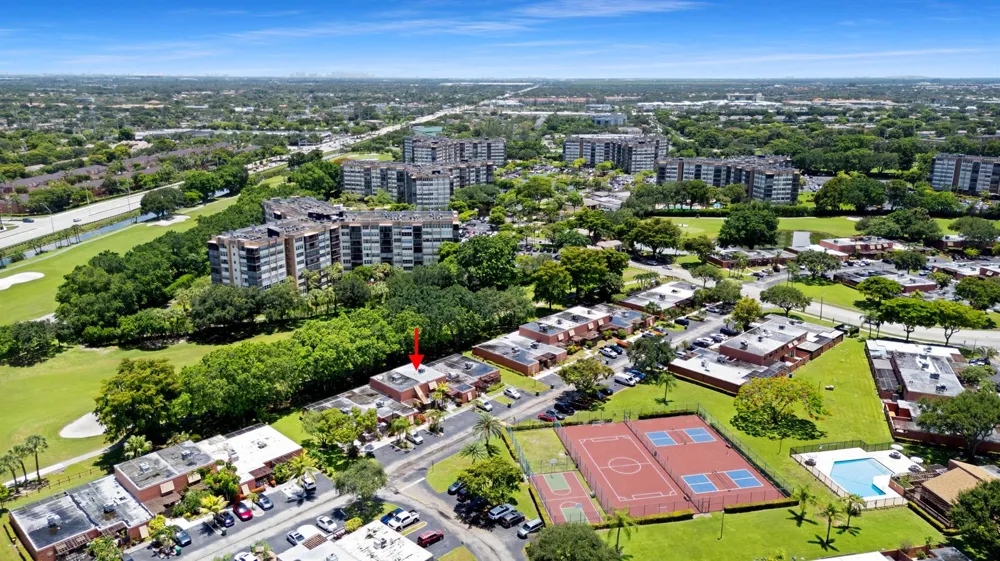 1517 Fairway Road Pembroke Pines, FL 33026