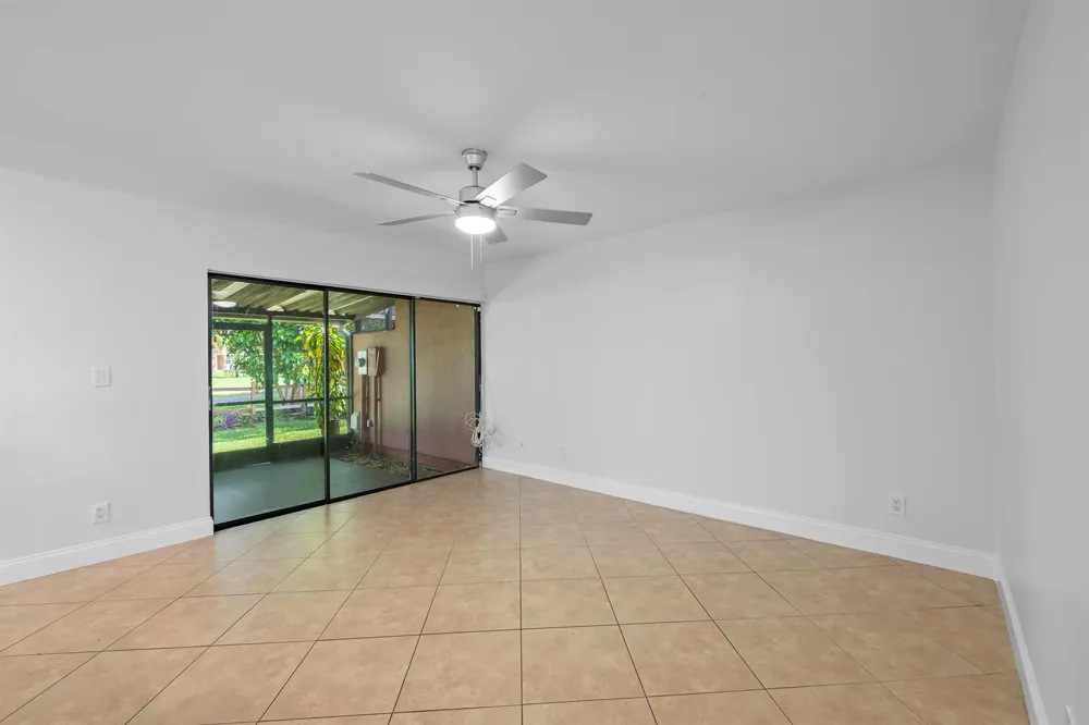 1517 Fairway Road Pembroke Pines, FL 33026