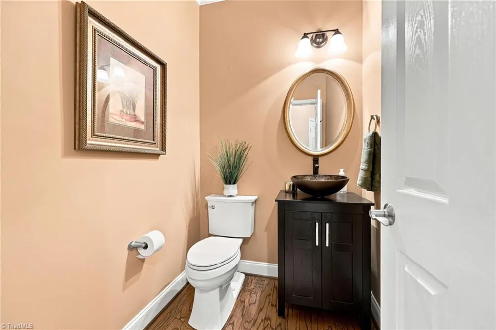 4020 Maid Marion Court Jamestown, NC 27282