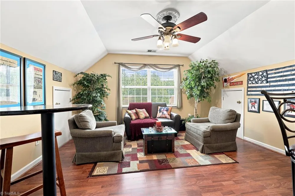 4020 Maid Marion Court Jamestown, NC 27282
