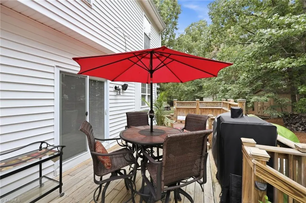 4020 Maid Marion Court Jamestown, NC 27282