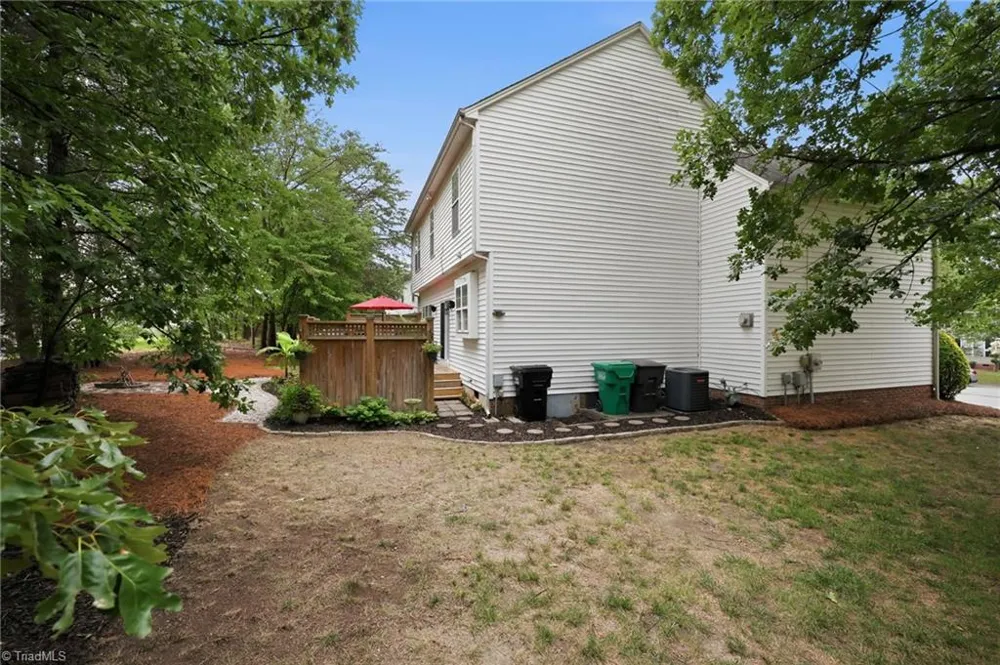 4020 Maid Marion Court Jamestown, NC 27282