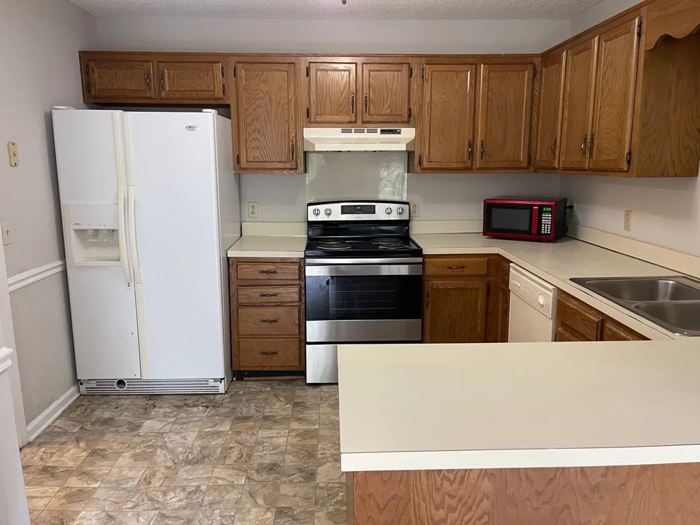 1812 Barnwell Ct Hermitage, TN 37076
