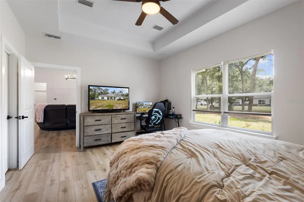 8071 NW 172ND LANE Trenton, FL 32693
