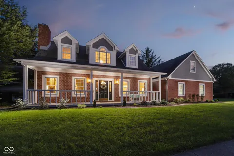 2119 Scarlet Oak Drive