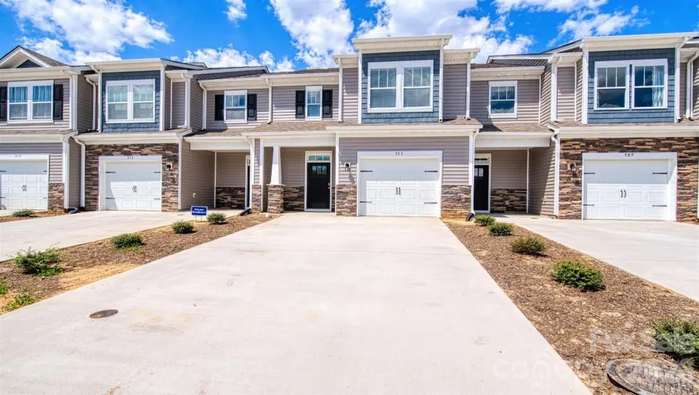 50 Creekview Road Hendersonville, NC 28792