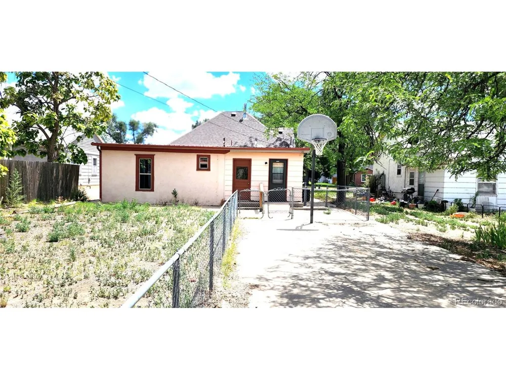 511 E Permenter Lamar, CO 81052