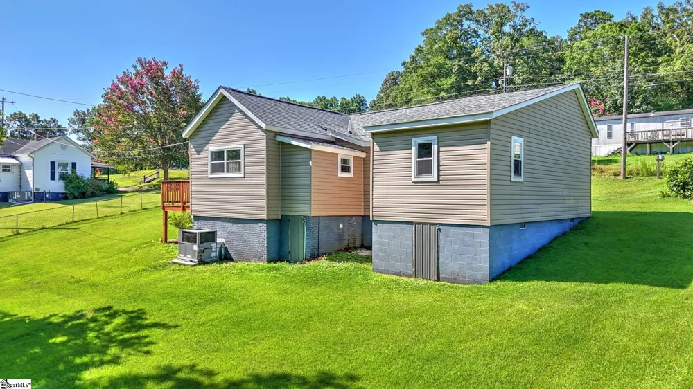 312 Cateechee Trail Central, SC 29630