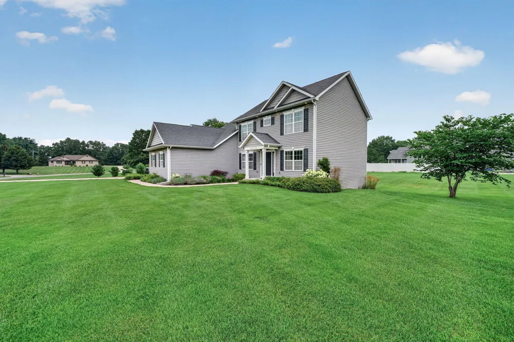 66155 Blackberry Edwardsburg, MI 49112