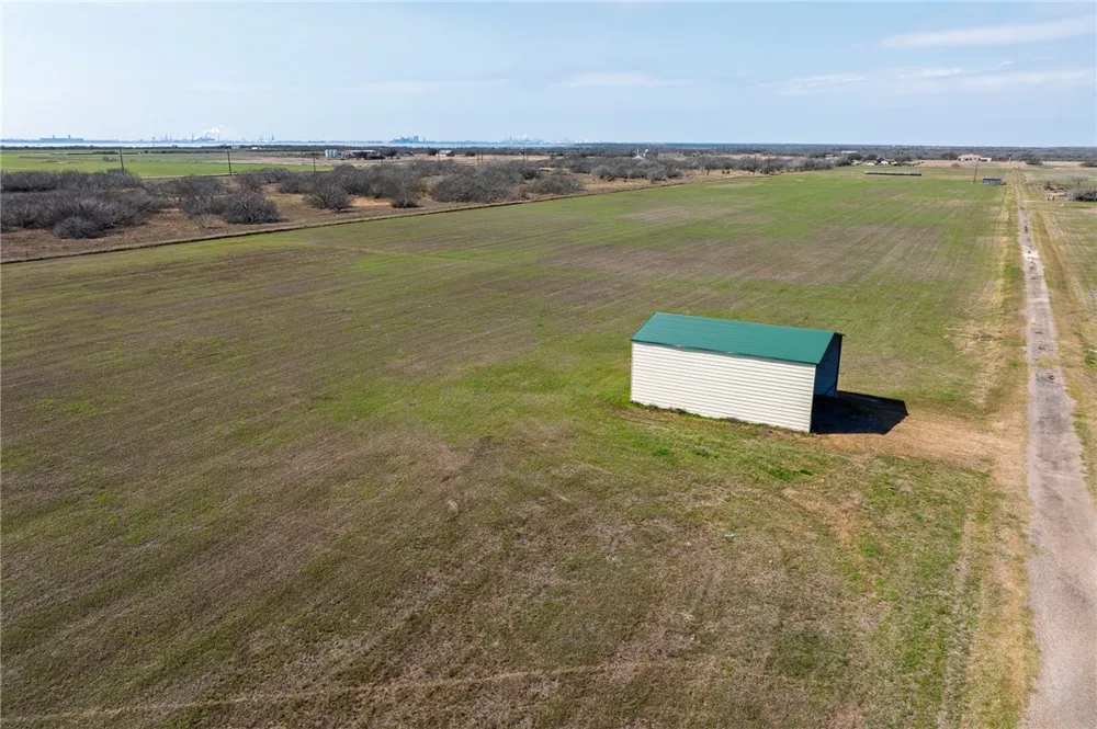 2793 County Road 3161 Taft, TX 78390