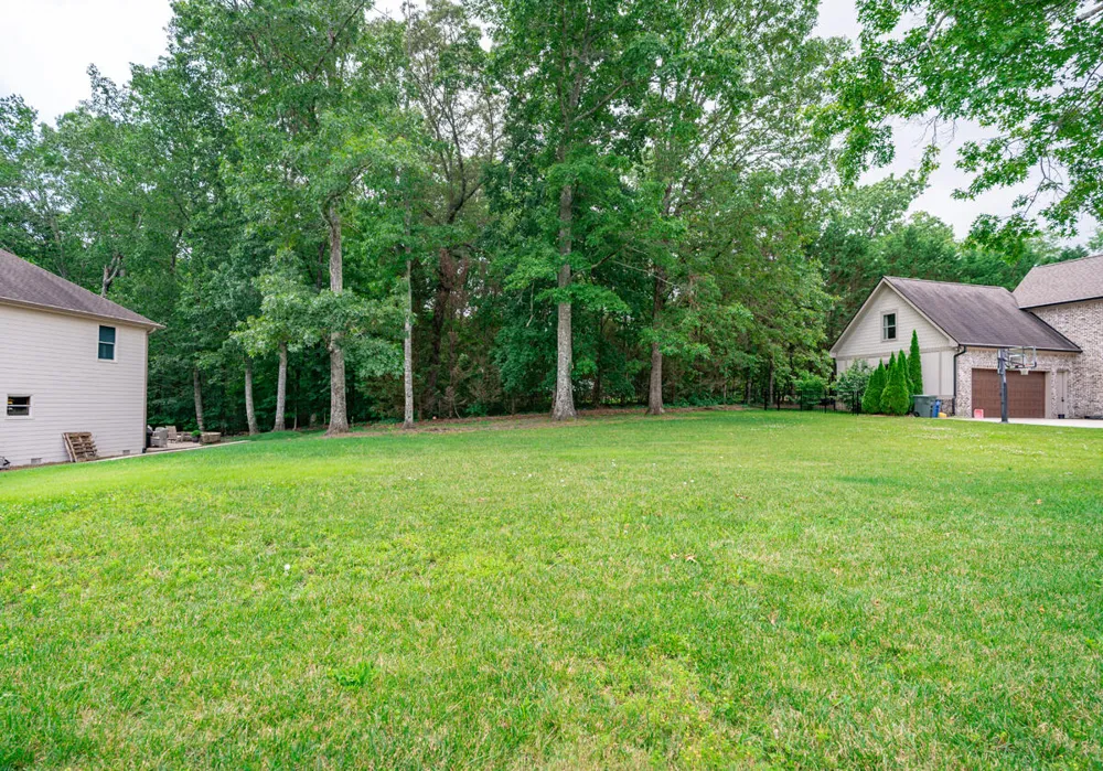 2324 Dogwood Grove Circle Signal Mountain, TN 37377