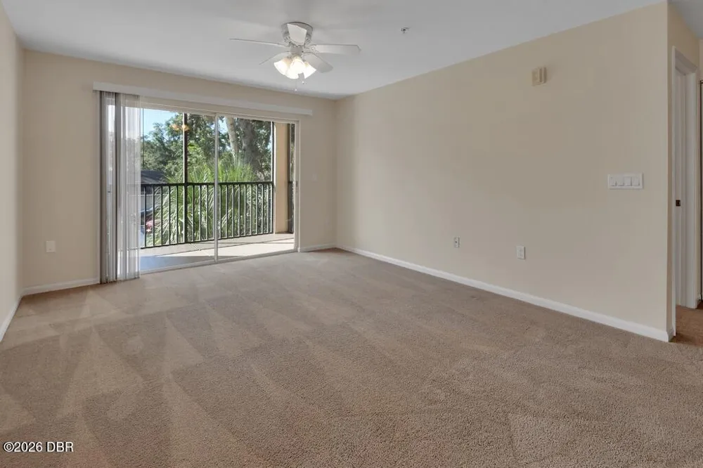 940 Village Trail #4-207 Port Orange, FL 32127