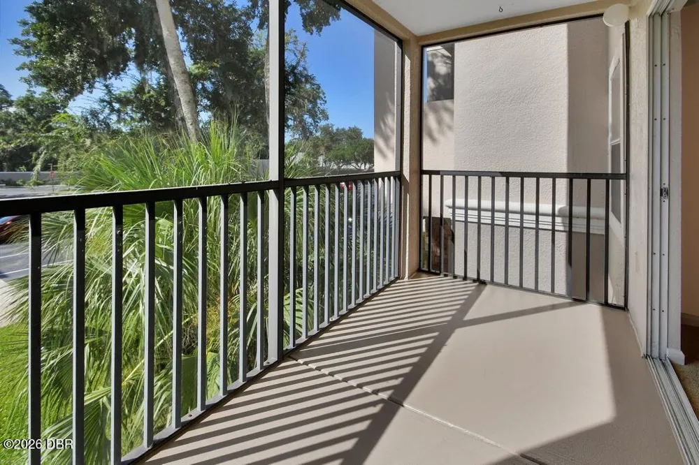 940 Village Trail #4-207 Port Orange, FL 32127