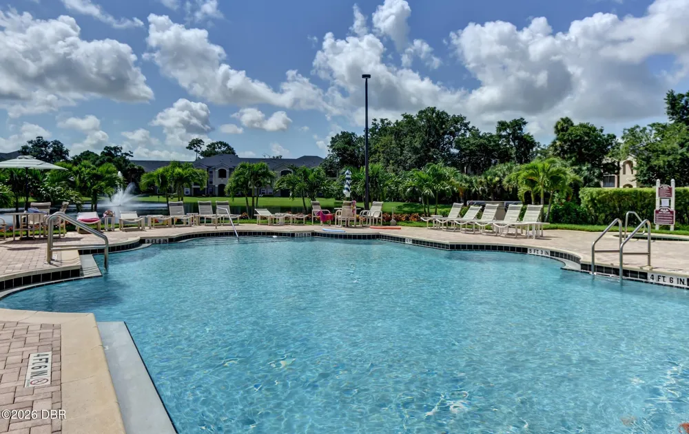 940 Village Trail #4-207 Port Orange, FL 32127