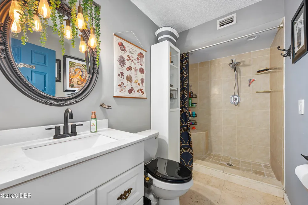 101 Hill Avenue #5 Deland, FL 32724