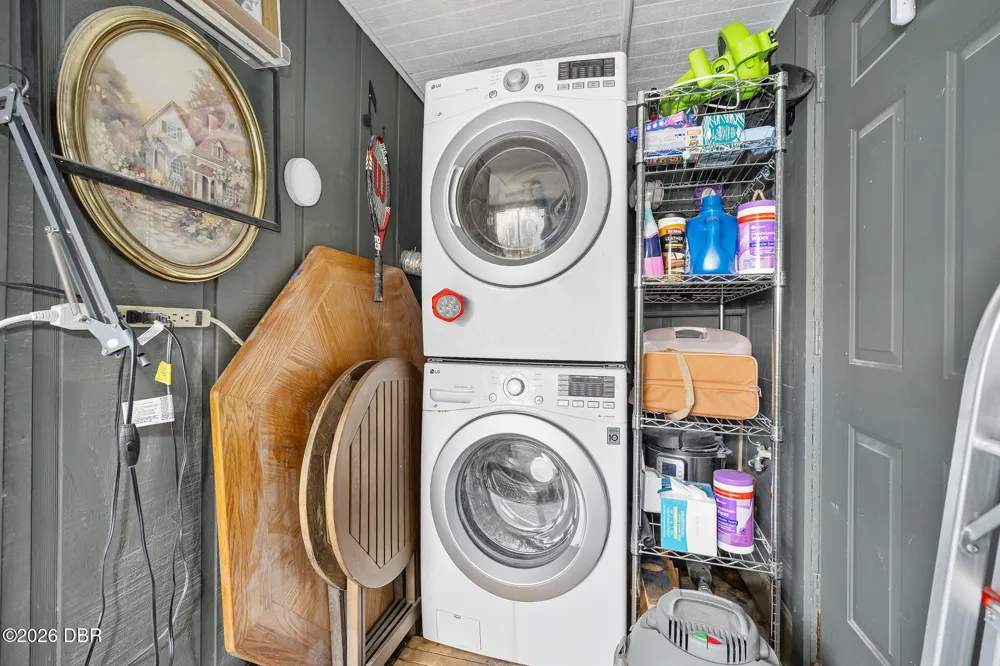 101 Hill Avenue #5 Deland, FL 32724