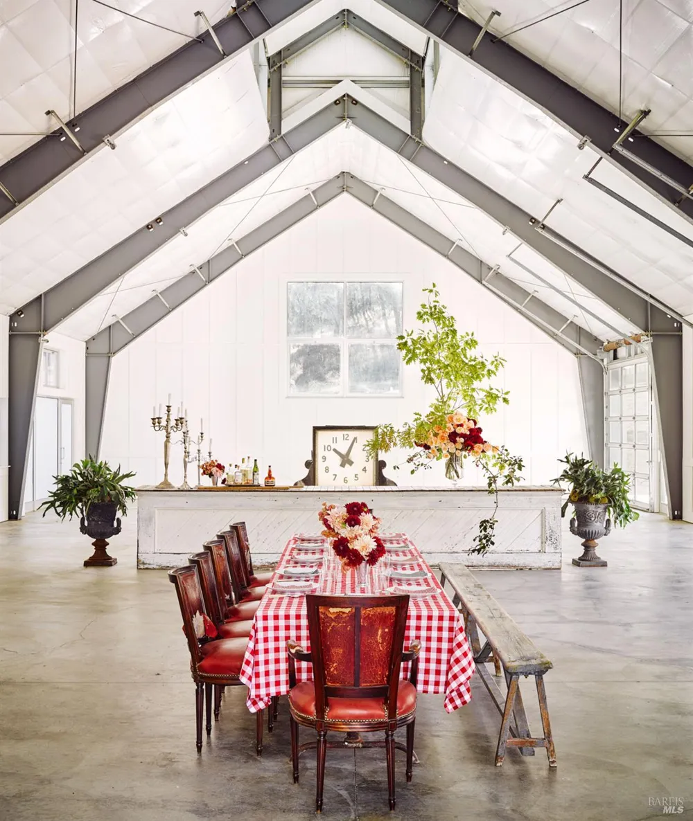 4553 Chiles Pope Valley Road St. Helena, CA 94574
