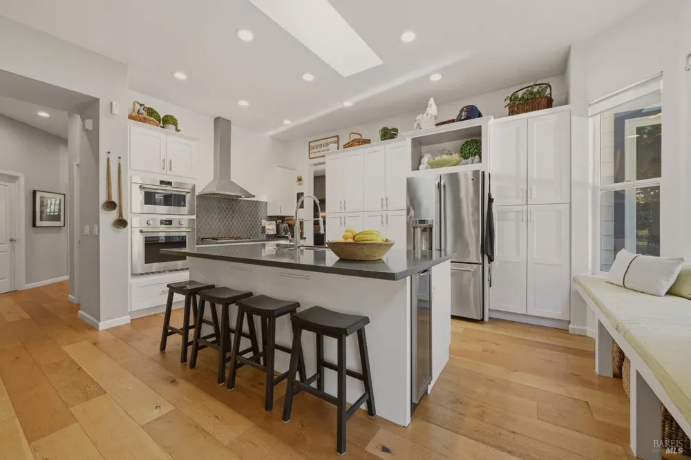 806 Chiles Avenue St. Helena, CA 94574