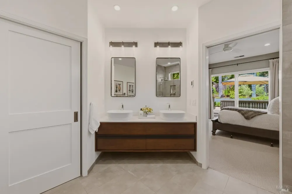 806 Chiles Avenue St. Helena, CA 94574