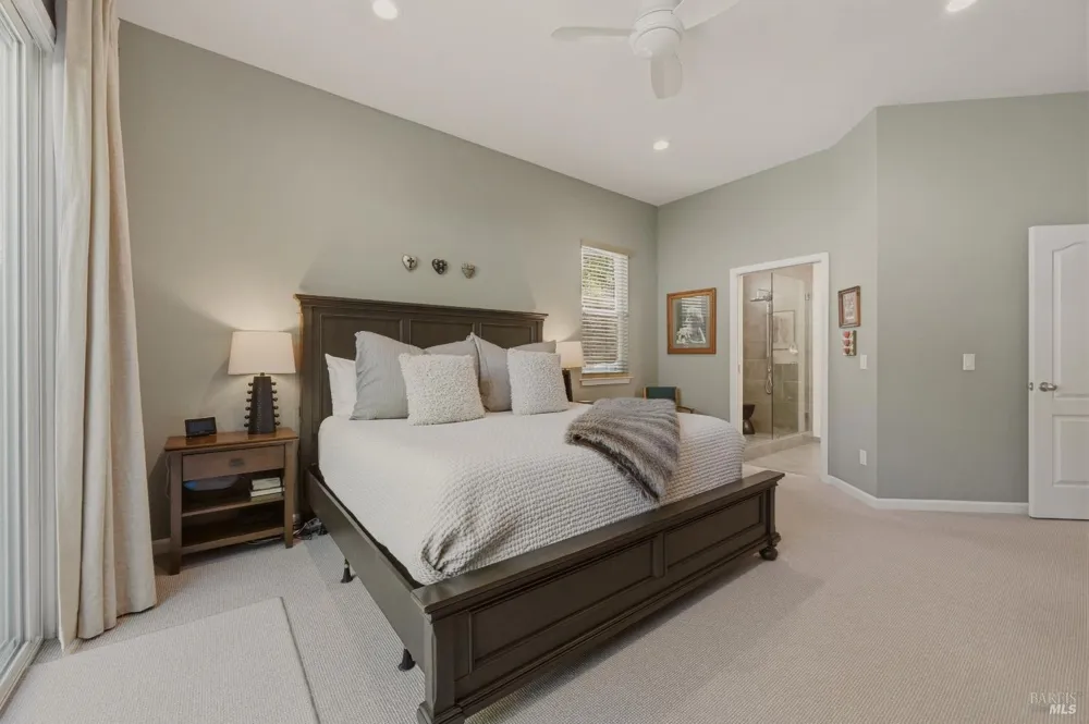 806 Chiles Avenue St. Helena, CA 94574
