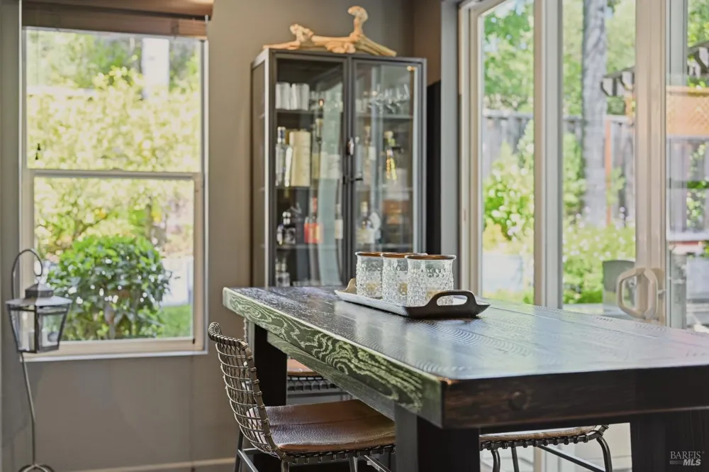 806 Chiles Avenue St. Helena, CA 94574