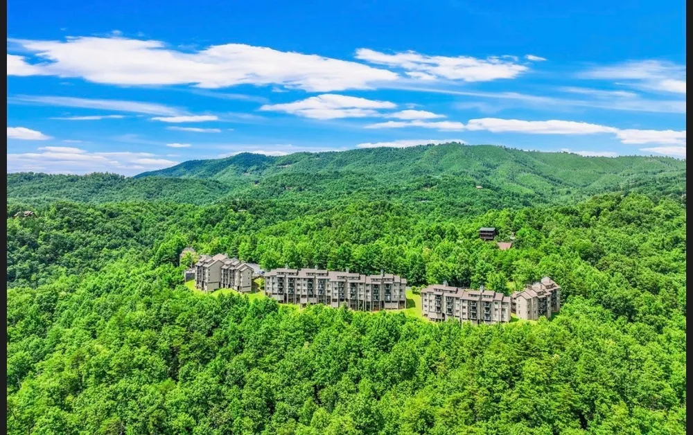 3710 Weber Rd #105-C Gatlinburg, TN 37738