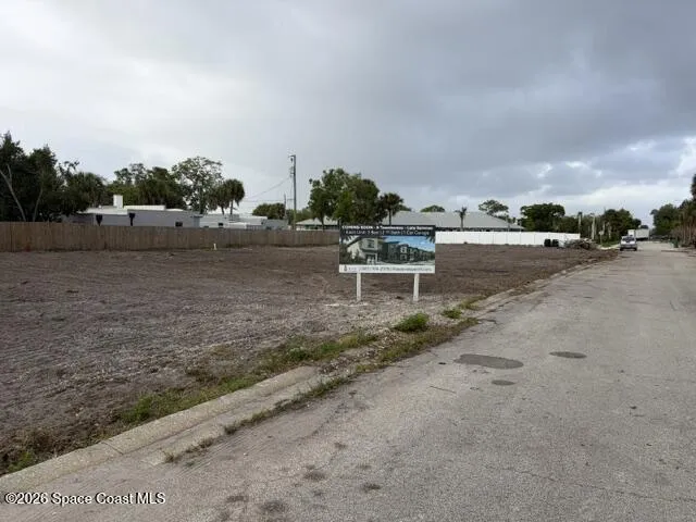 Torrence Lane Melbourne, FL 32935