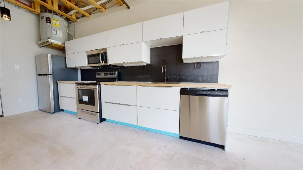 305 W 27 th Street #225 Bryan, TX 77803