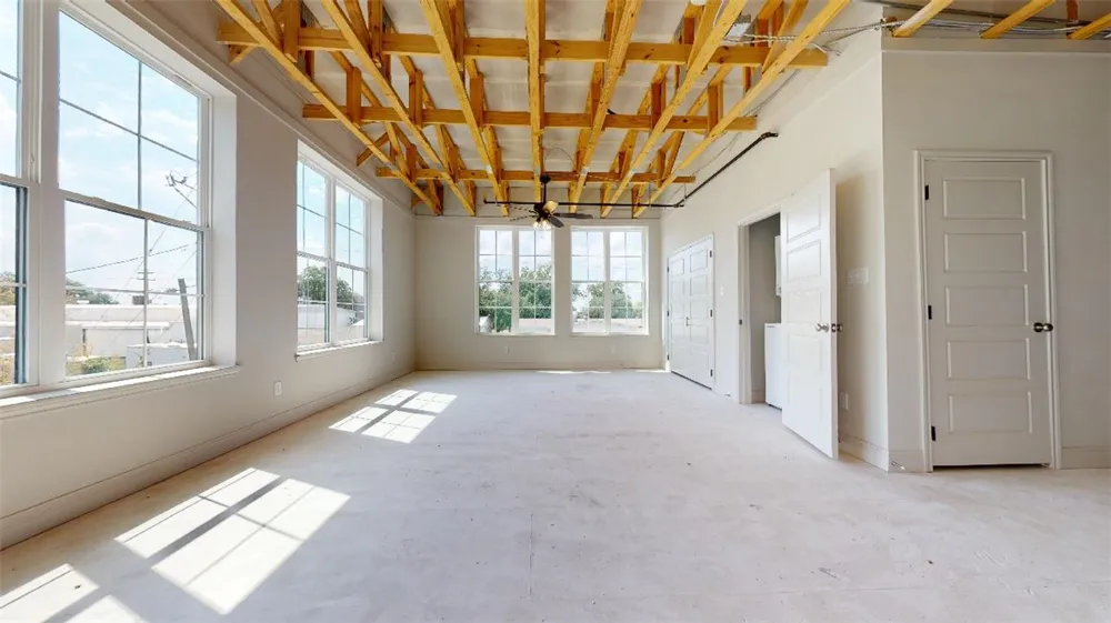 305 W 27 th Street #225 Bryan, TX 77803