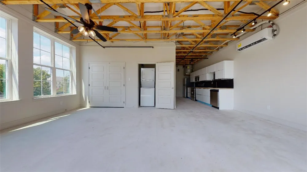 305 W 27 th Street #225 Bryan, TX 77803