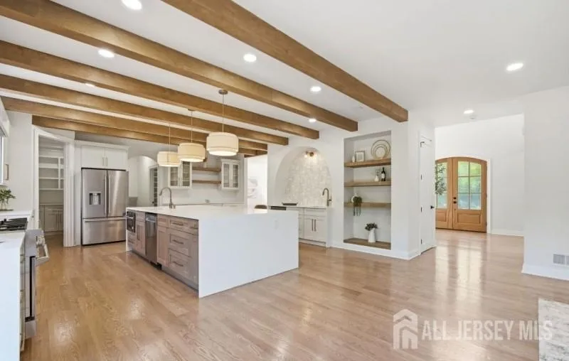 61 Hickory Street Metuchen, NJ 08840