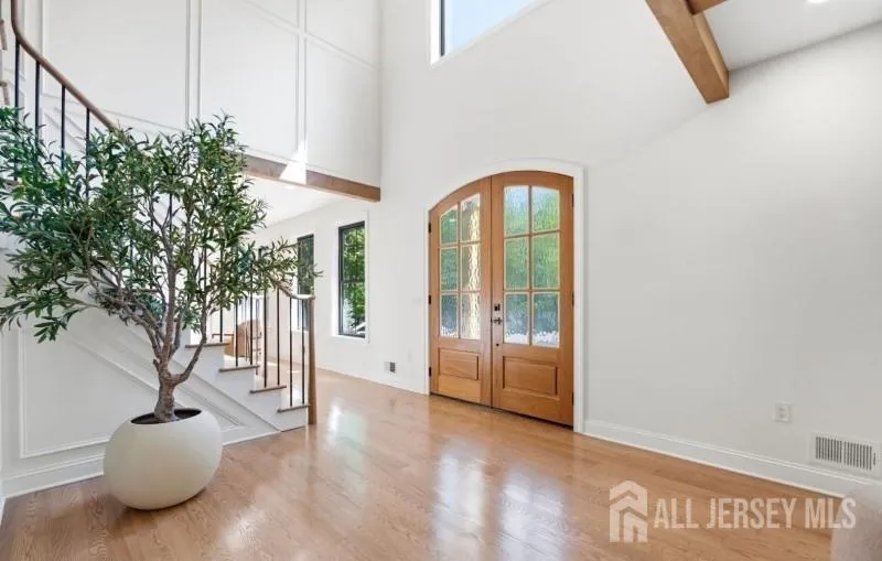 61 Hickory Street Metuchen, NJ 08840