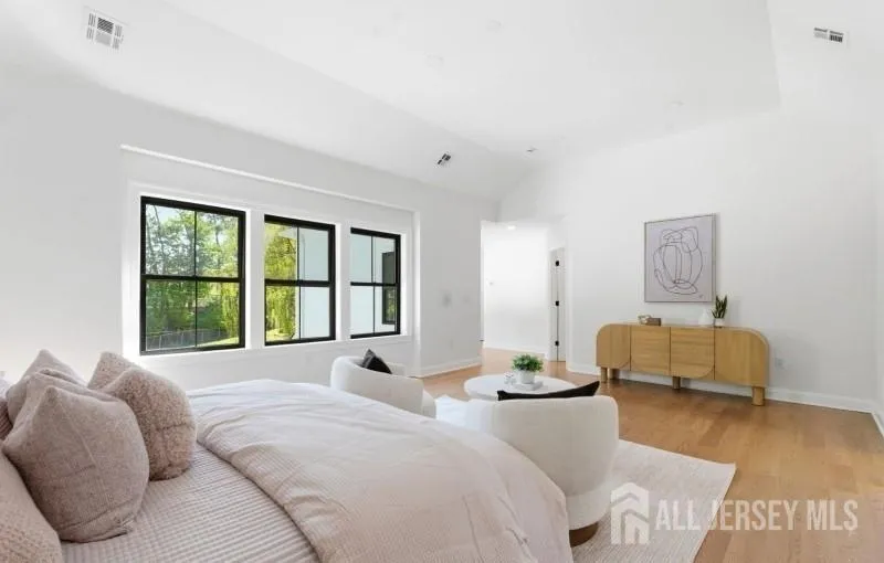 61 Hickory Street Metuchen, NJ 08840