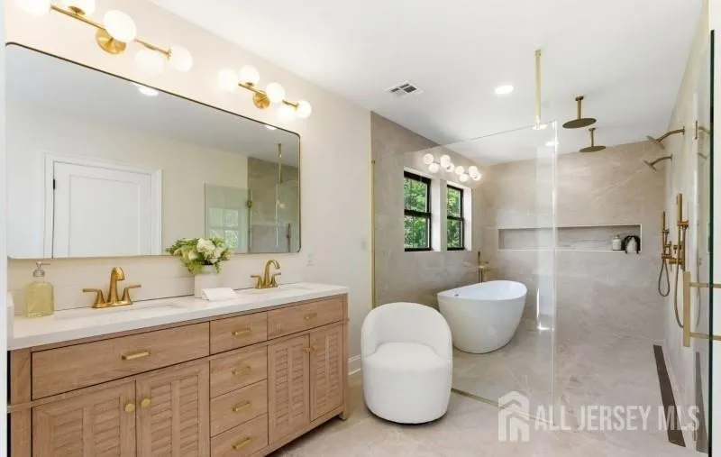 61 Hickory Street Metuchen, NJ 08840