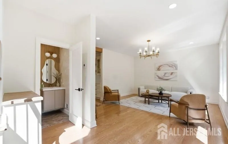 61 Hickory Street Metuchen, NJ 08840