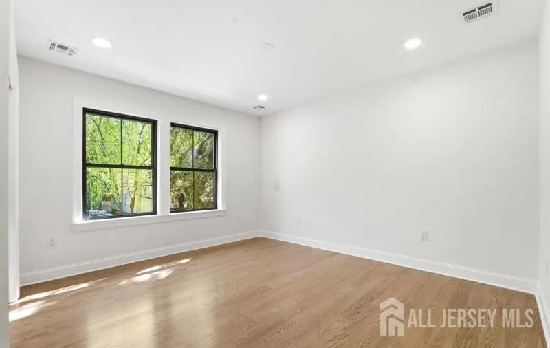 61 Hickory Street Metuchen, NJ 08840