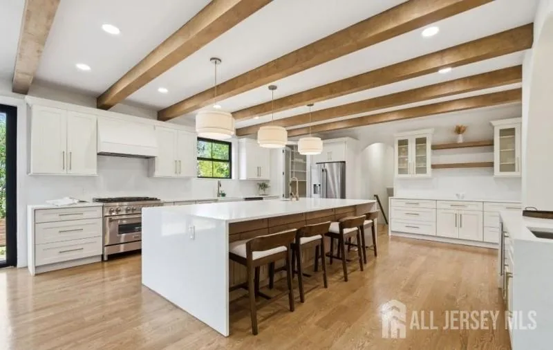61 Hickory Street Metuchen, NJ 08840