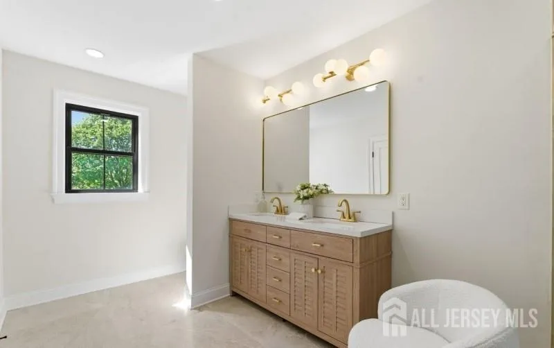 61 Hickory Street Metuchen, NJ 08840